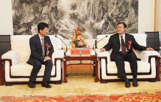 贛酒發展歷史新篇章：四特與臨川貢簽訂戰略合作協議