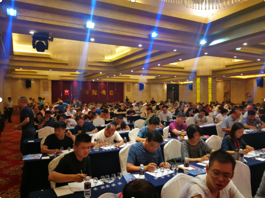 喜報：52%vol弘韻（升級版）榮獲“中國白酒國家評委感官質量獎”