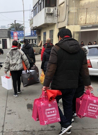 寒風(fēng)凜冽，四特愛心聯(lián)盟暖人心